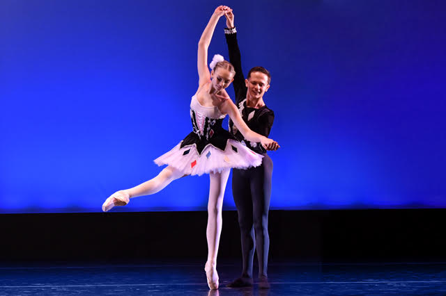 Master Class – Universal Ballet Competition